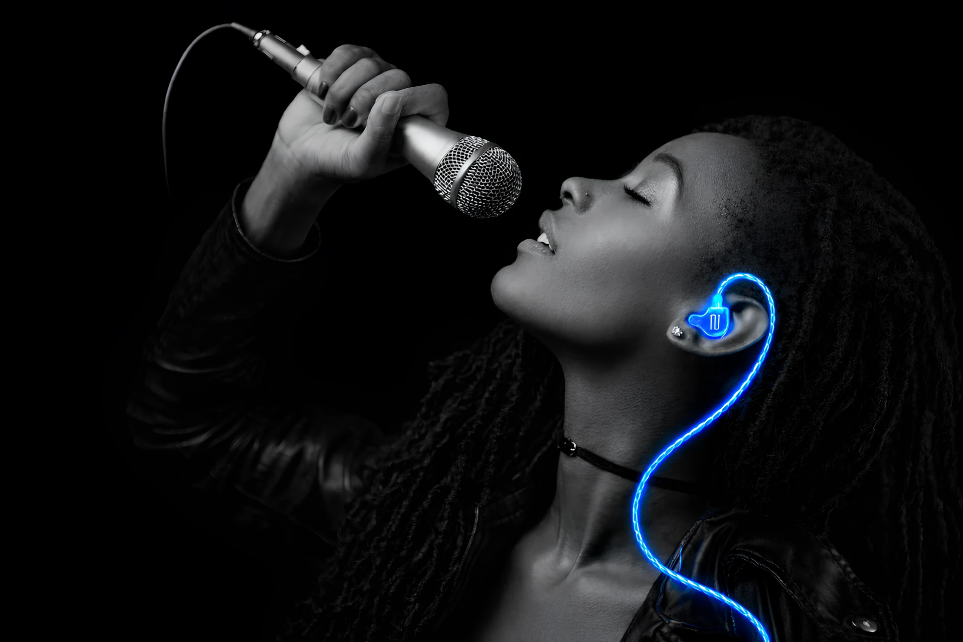 Cantora com microfone e in-ear azul Sound Fusion